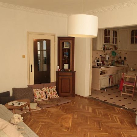 Elie'S Home Varna Exterior photo