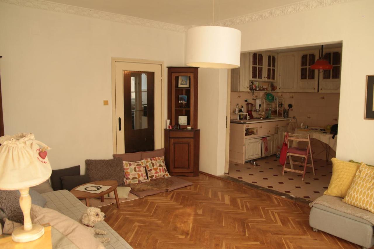 Elie'S Home Varna Exterior photo